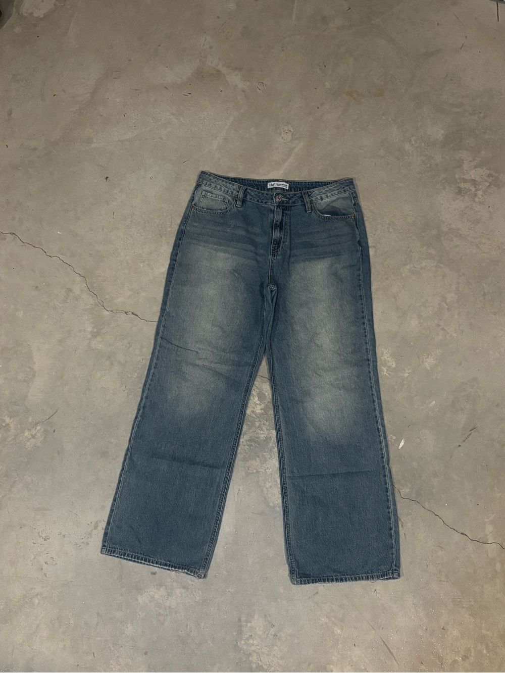 YMI Men's Relaxed Fit Washed Blue Jeans